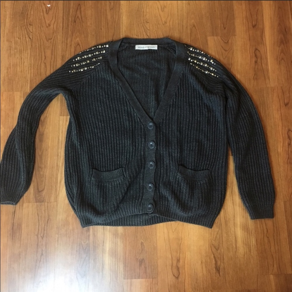 Studded thick cardigan